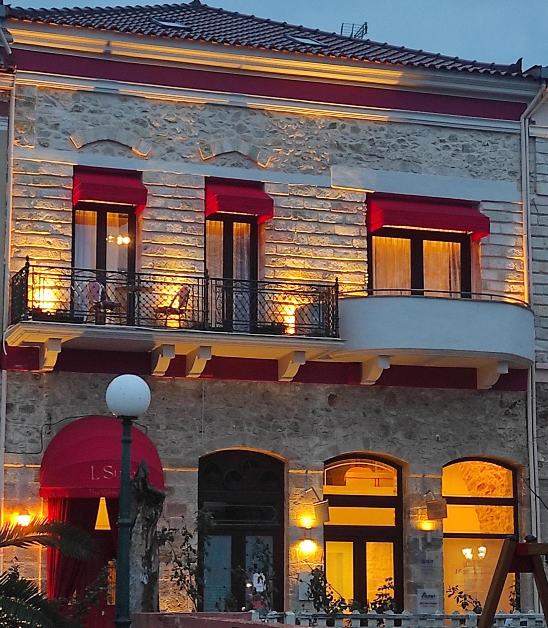 L Suites The Writer'S House Gythio Ngoại thất bức ảnh