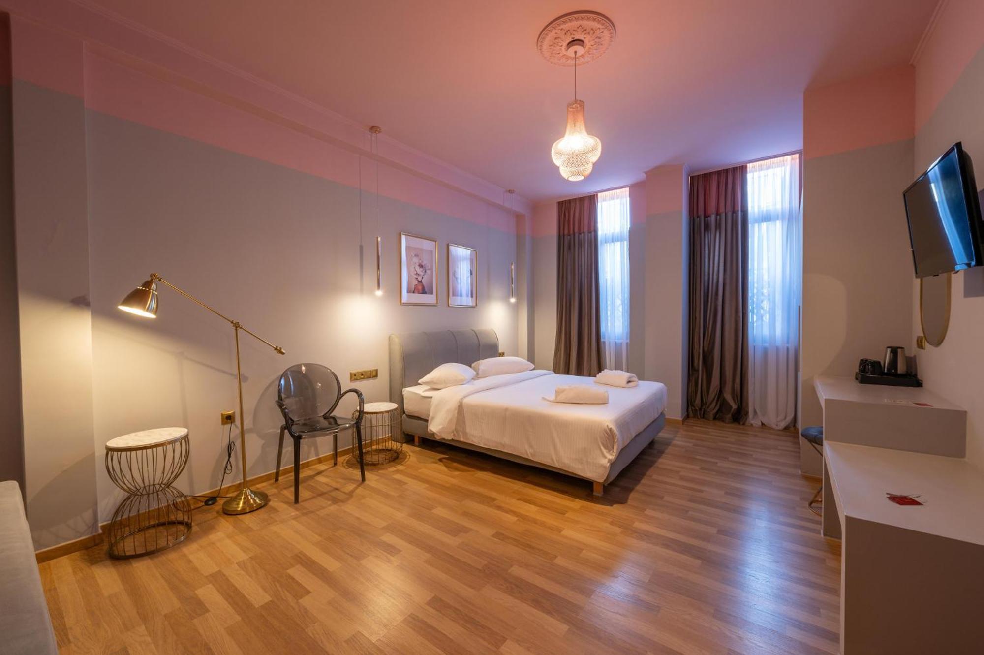 L Suites The Writer'S House Gythio Ngoại thất bức ảnh