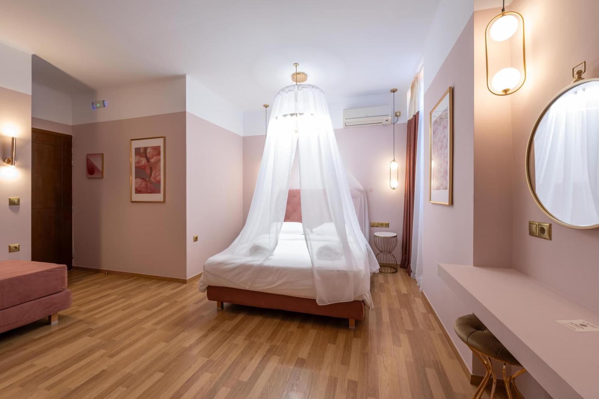 L Suites The Writer'S House Gythio Ngoại thất bức ảnh