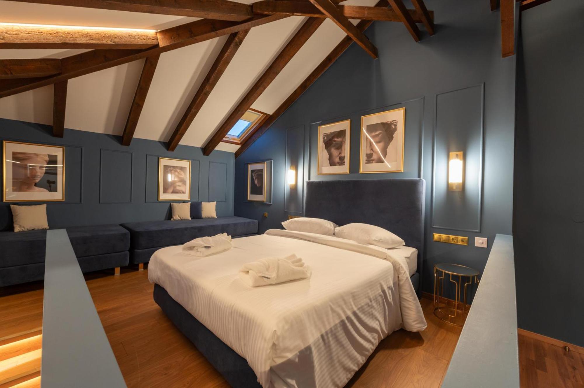 L Suites The Writer'S House Gythio Ngoại thất bức ảnh